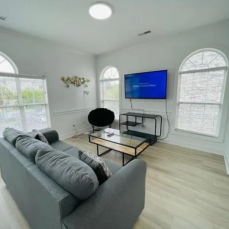 Nice And Cozy 1Br Condo At Magnolia Place
